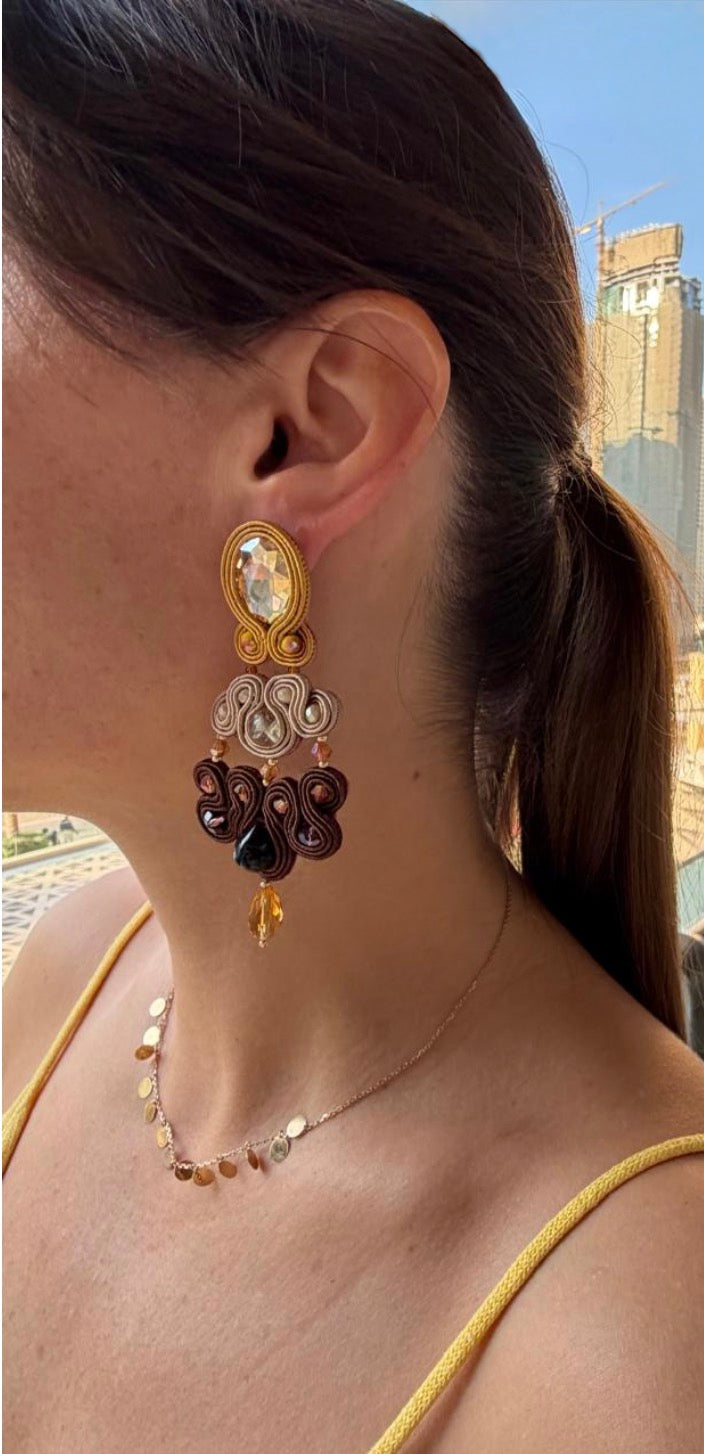 Handmade Italian earrings with golden cabochon and soutache embroidery – Nara Collection