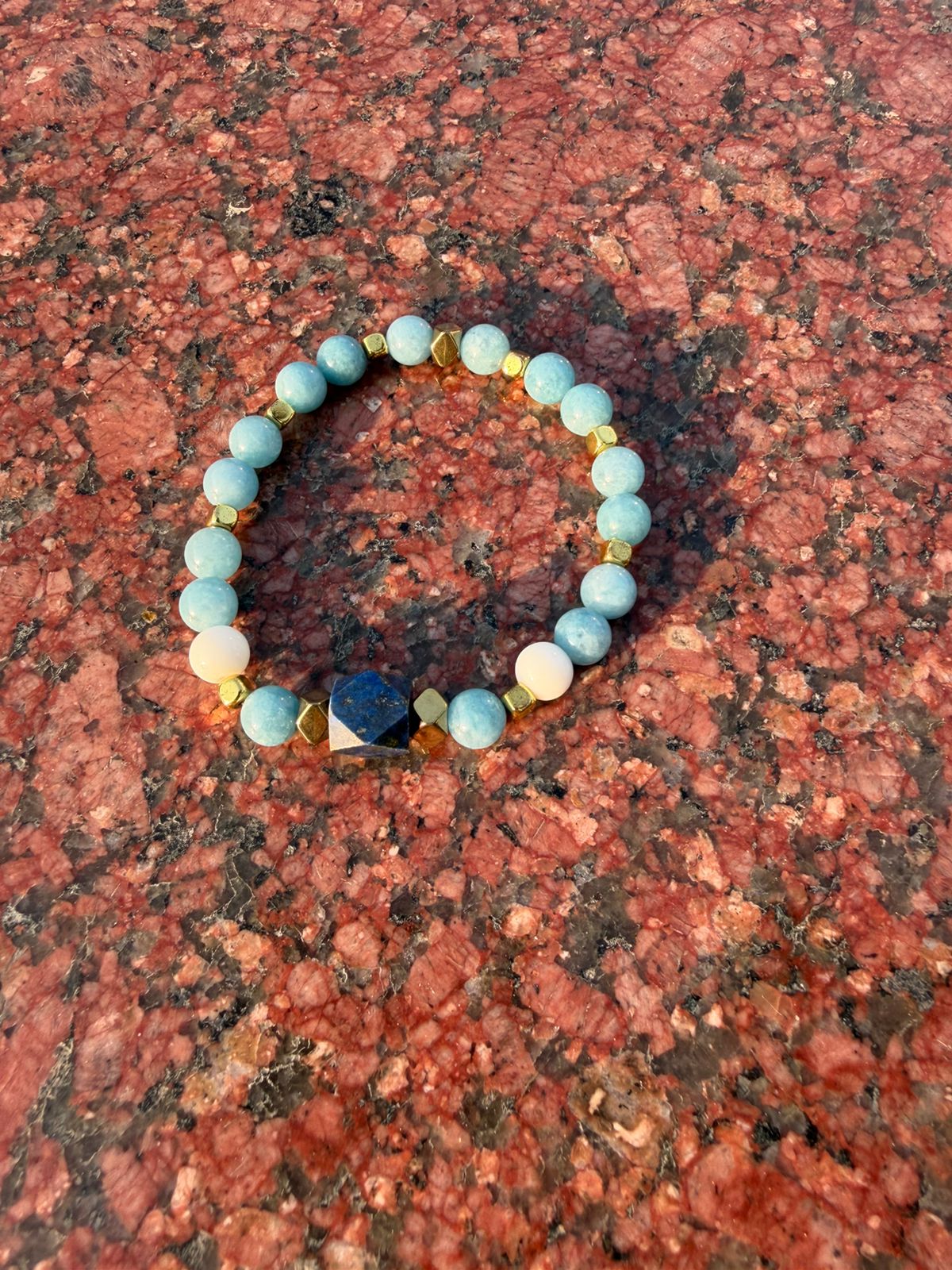 Men’s bracelet with lapis, angelite, white agate and gold-plated hematite – Sir Luxury