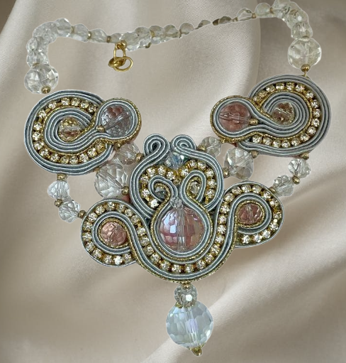 Handmade Italian necklace with clear crystals, metallic embroidery and pearl accents – Ice Collection