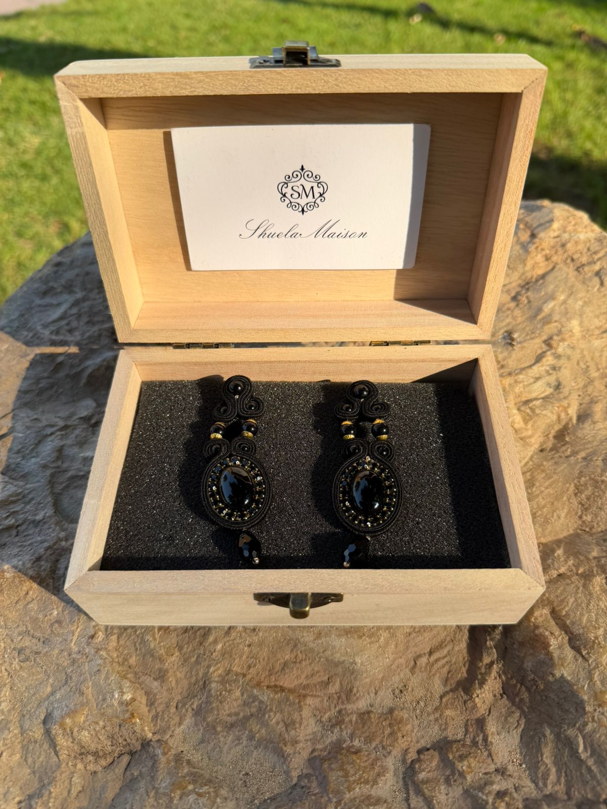 Handmade Italian black onyx earrings with golden crystal accents – Veronica Collection